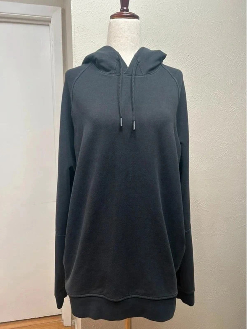Lululemon Hooded Sweatshirt with Pockets